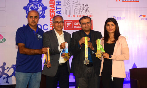 Hyderabad Runners Society unveils Finishers Medal of NMDC Hyderabad Marathon 2022