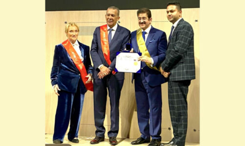 Sandeep Marwah honoured with Regal British Award in London