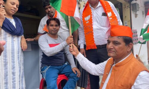 MLA of Udhna constituency Manubhai Patel takes out rally, pledges to plant 1.11 lakh saplings on Independence Day